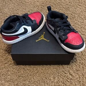 Nike Kids Black and Red Sneakers